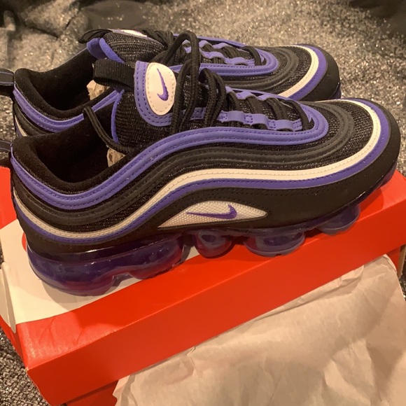 Nike Air VaporMax 97 “Japan” On-Feet Look | Hypebeast Nike air vapormax 97